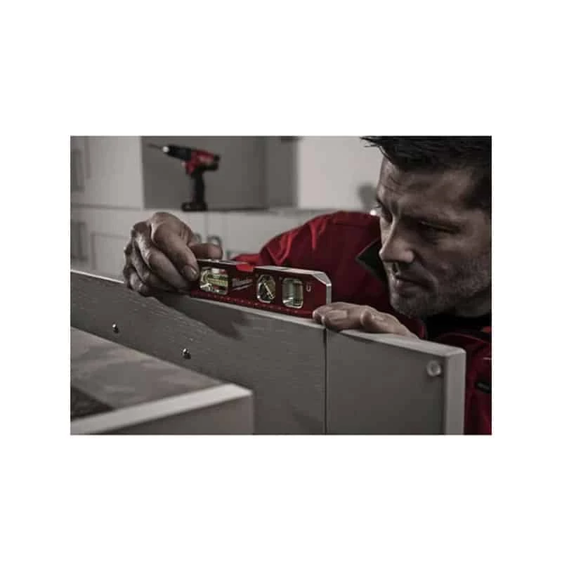 Niveau à Bulle MILWAUKEE Niveau Magnétique Billet Torpedo 17cm - 4932459097 4 Niveau à Bulle MILWAUKEE Niveau Magnétique Billet Torpedo 17cm - 4932459097 – Image 2