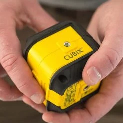 Laser Multipoints, Croix Et Plan STANLEY Niveau Laser Croix Cubix Vert - STHT77499-1 -Mesure Contrôle Soldes Magasin stanley niveau laser croix cubix vert stht77499 1 3